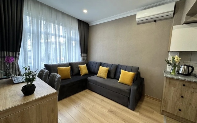 Апартаменты H&L Suites