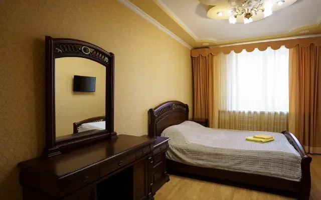 Апартаменты Right Room трехкомнатные на улице Баррикад 8