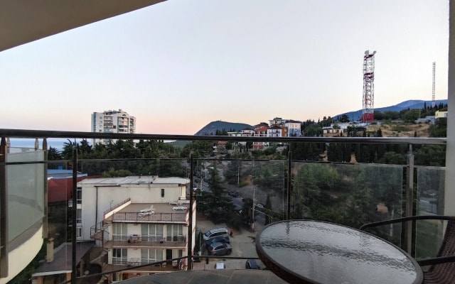 Апартаменты Студия в стиле Лофт в Алуште