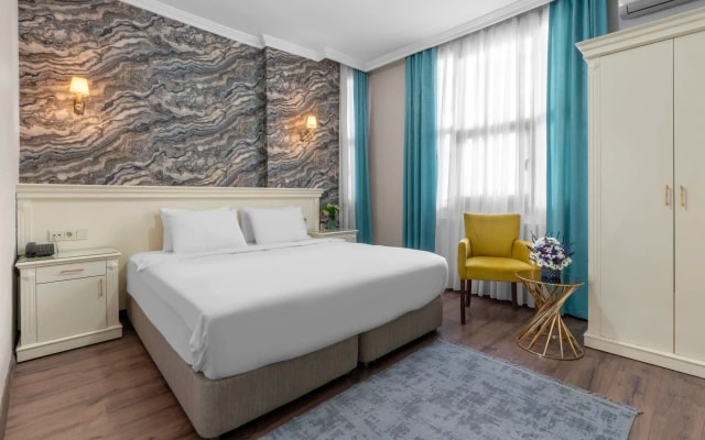 Valide Hotel