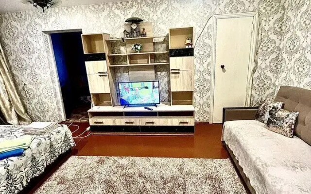 Квартира двухкомнатная на Большевистской 112