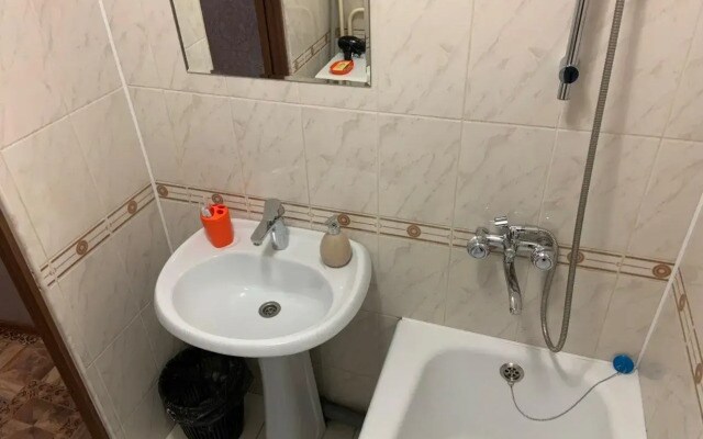 V Gosti Na Sverdlova 12 Hotel