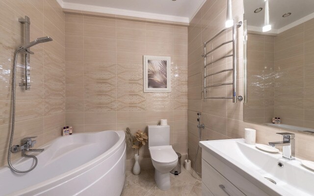 Апартаменты Admiral nearby Hilton 74