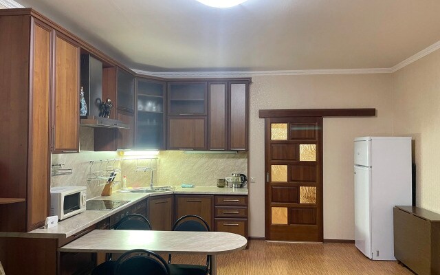 Квартира на Адоратского 1