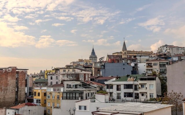 Отель Roys Hotel & Suites