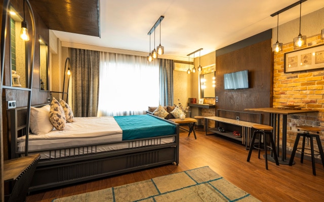 Апарт-отель  Cube Suites