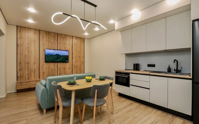 Апартаменты Privi House на Красной 140