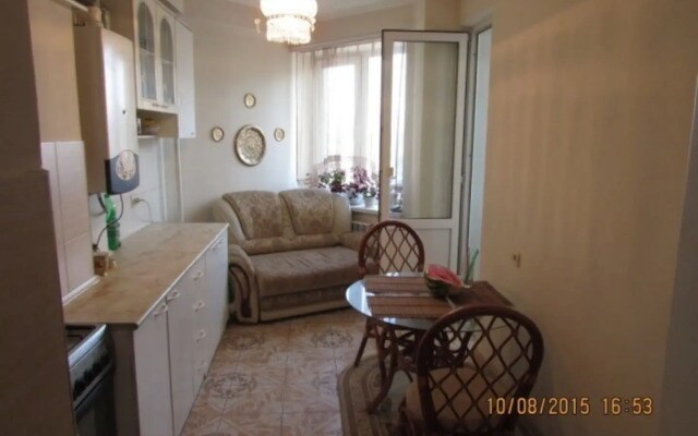 Квартира на Крымской 272