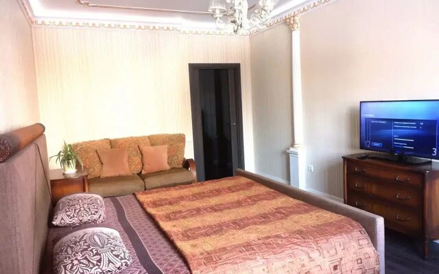 S Prostornoy Lodzhiey I Vidom Na Gorod Apartments