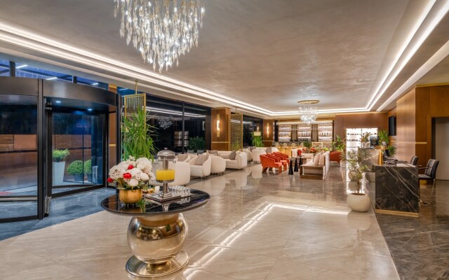 Отель Best Western Premier Hidden Hills