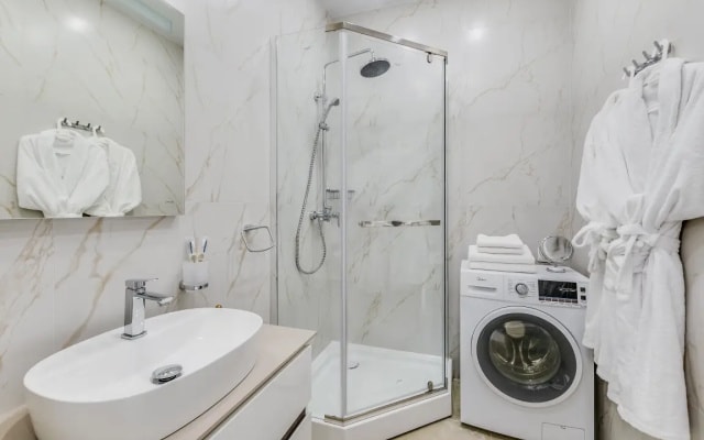 Апартаменты Студия с Красивым Видом Business Apartments