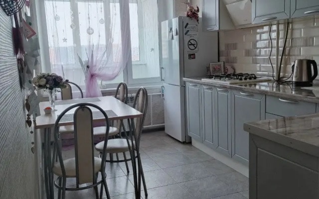 Квартира Cozy and bright apartment