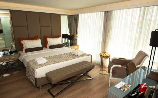 Manesol Old City Bosphorus Hotel