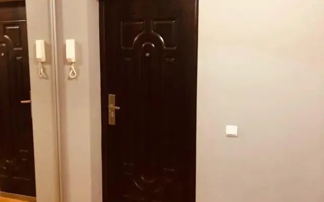 Квартира 93