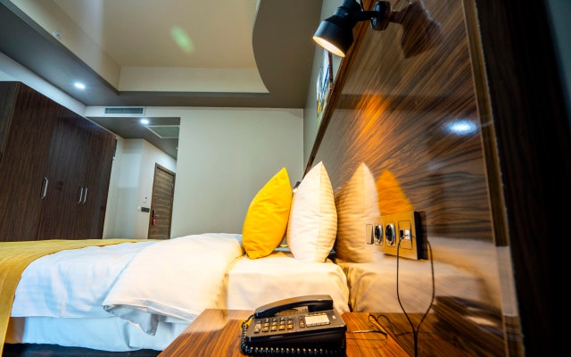 Mugwort Hotel & Spa
