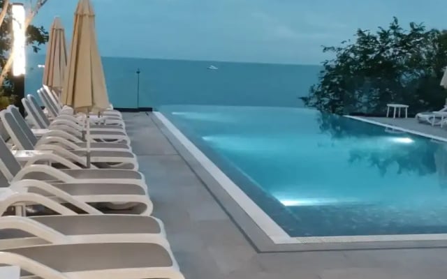 Апартаменты с Прямым Видом на Море