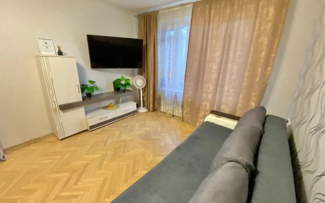 Квартира GoldApart на переулке 6-й Монетчиковский 15/17