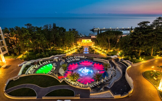 Отель Swissôtel Resort Sochi Kamelia