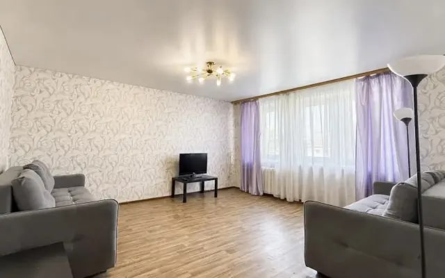 Апартаменты Хом-Сити на Энергетиков 16 (150)