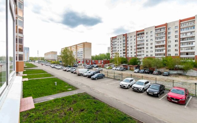 Апартаменты DreamHouse на Спутников