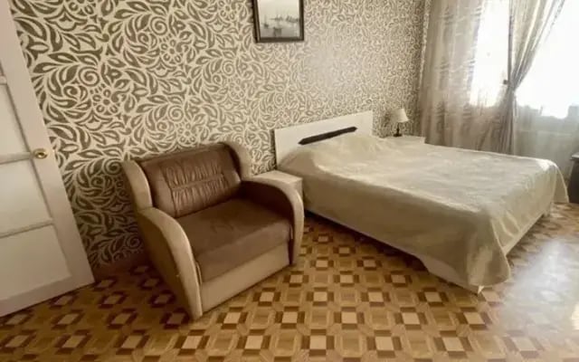 Квартира на улице 9 Мая 83 (16 этаж)
