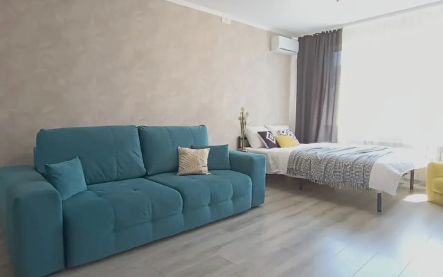 Апартаменты Aura сети DeNewHome в центре Левого берега