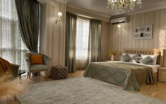 Апартаменты Royal Massimo View Aparts by Sutki26