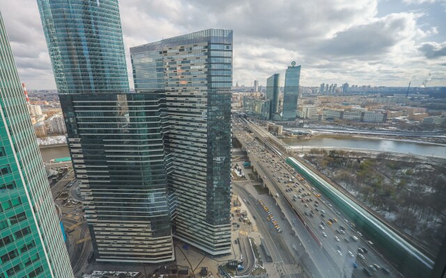 Апартаменты Фулл Хаус 32-5 на 32 Этаже в Башне ОКО Тауэрс Москва Сити