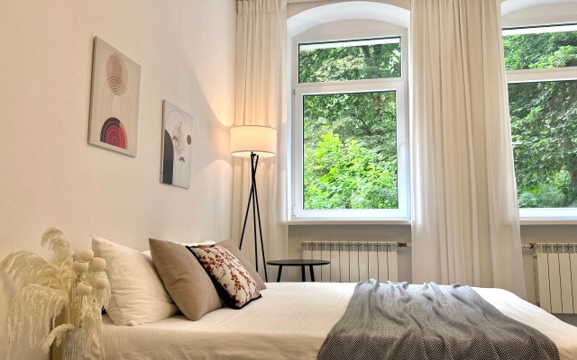 Квартира LovelyHome39 в районе Хуфен