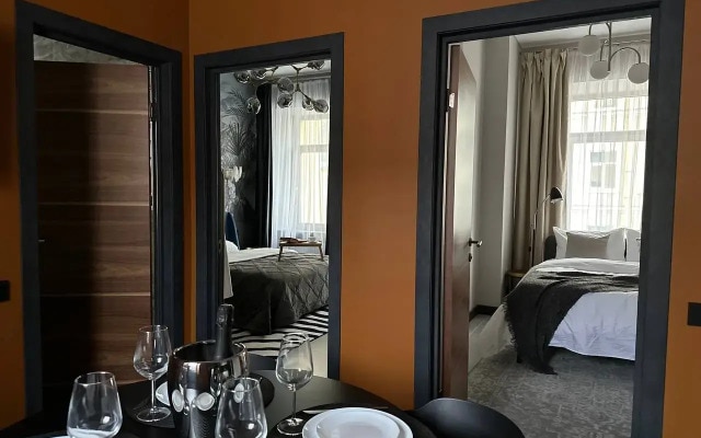 Апартаменты D apartments C 2-мя спальнями и парковкой рядом с Мариинским театром