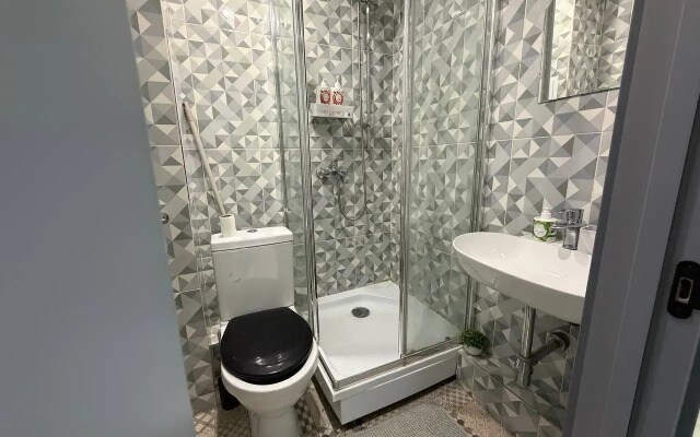 Апартаменты Тихие возле Метро
