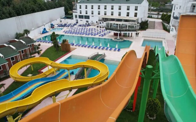 Отель Aqua Marinn Spa&Wellness