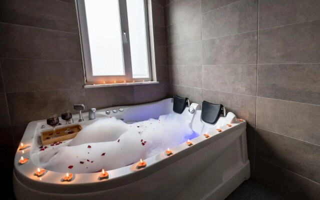 Kral As Suite Hotel