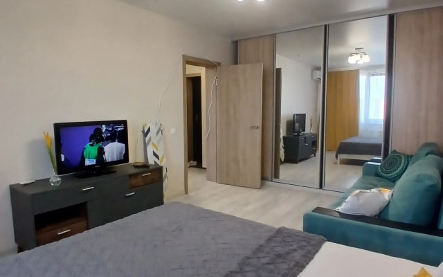 Апартаменты Димитрова, Вату., Придача