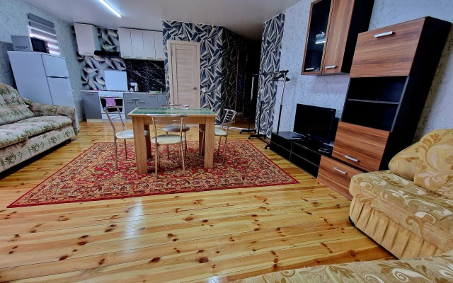 Квартира с ремонтом