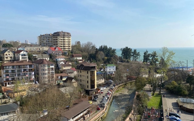 Квартира Море при выходе из двора