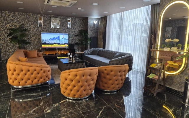 Asgard Hotel
