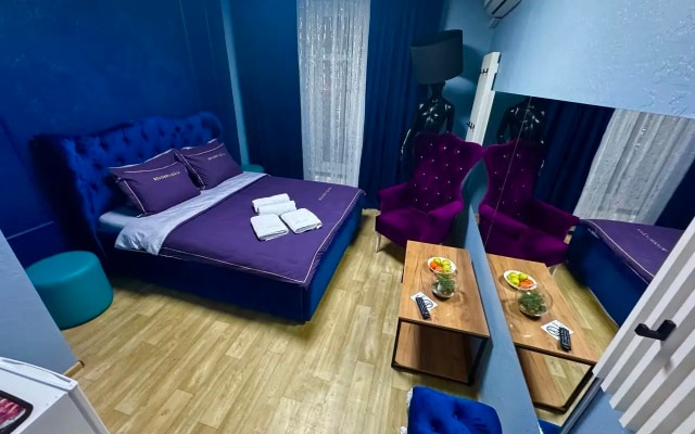 Отель Room Room
