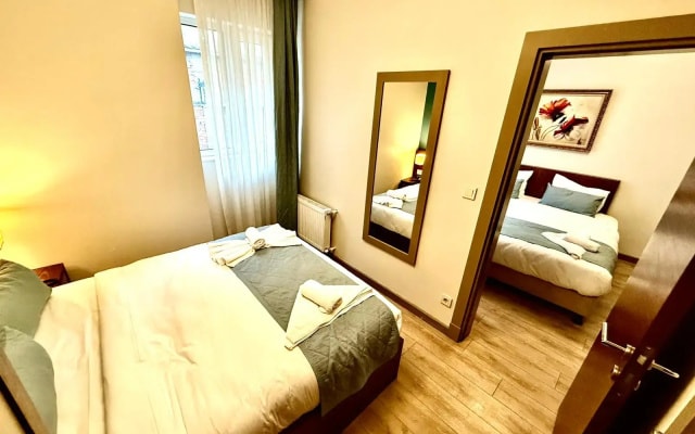 Отель Beyoğlu Suites