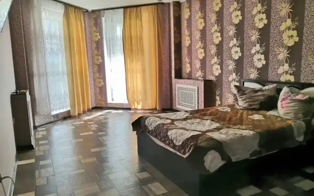 Апартаменты Моисеева 10