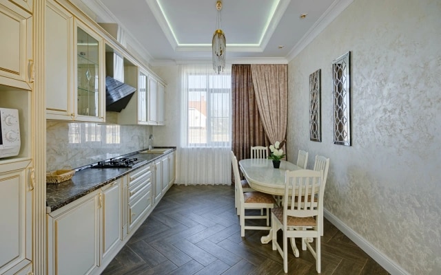 Апартаменты Трехкомнатные с Бассейном Spa House