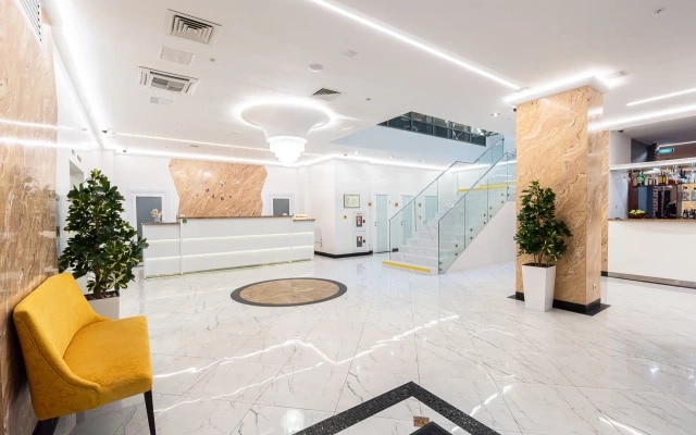 Отель Harbor Club