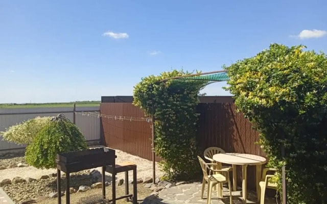 Visokiy Bereg Inn