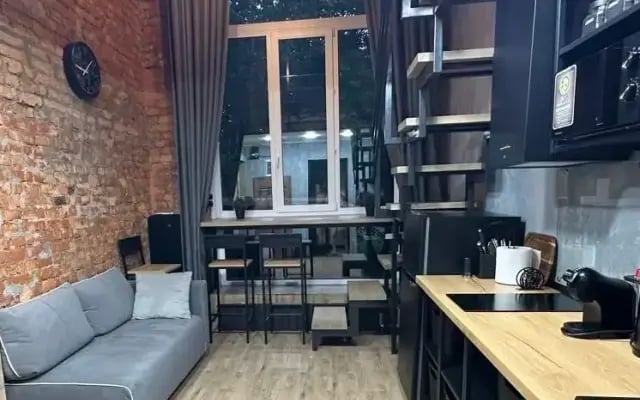 Апартаменты Двухуровневая студия с двумя санузлами в парке