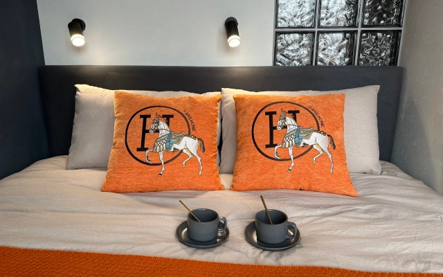 Апартаменты Table bed love apart