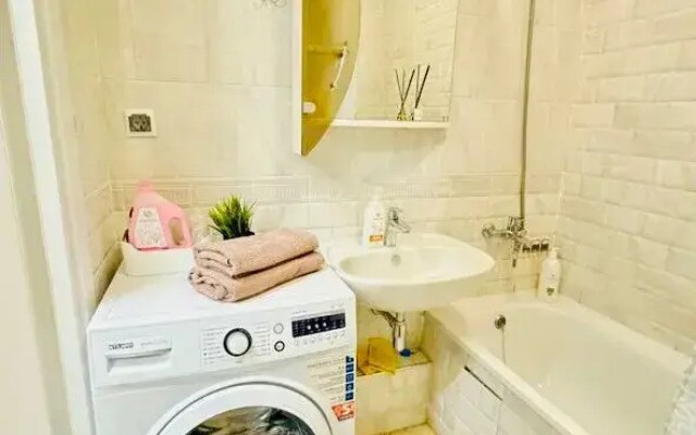 Квартира просторная возле метро Новомосковская (Коммунарка) Dayker City Apartments