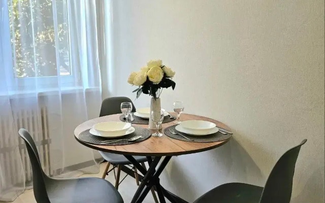 Апартаменты Best Guest House на Константина Симонова