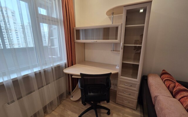 Квартира на Подмосковном 6