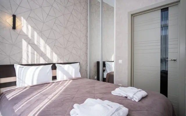 Апартаменты Red Apartments Арт Лайт Кидман