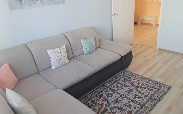 Квартира Просторная, уютная двухкомнатная